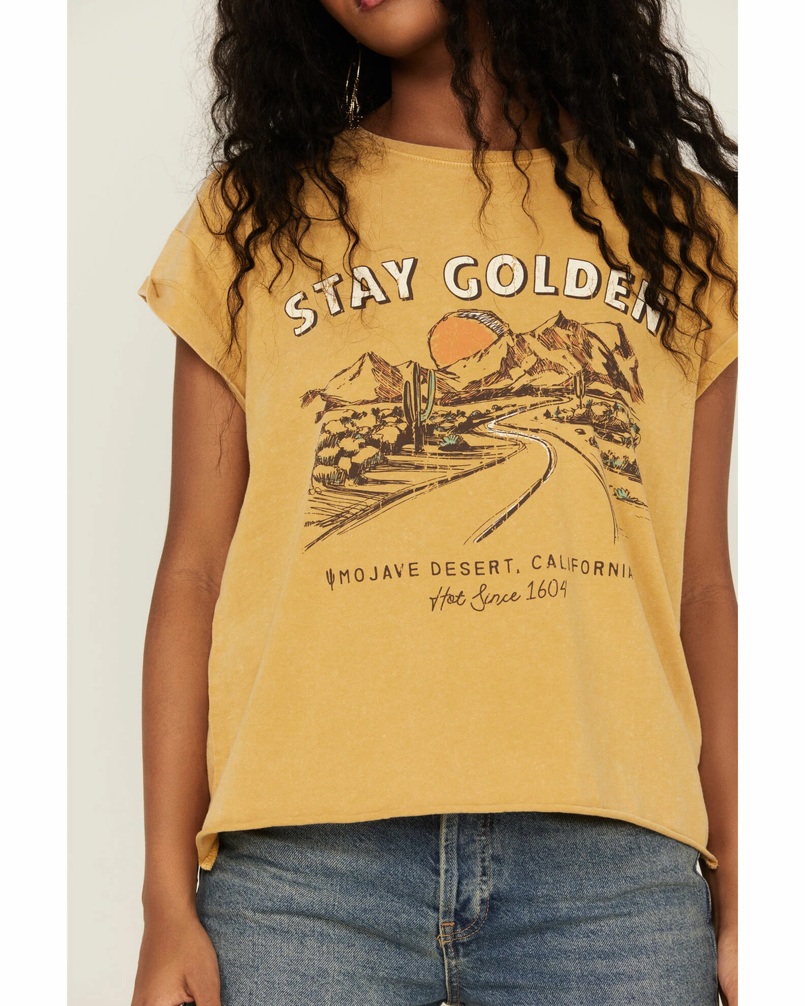 Cleo + Wolf Women's Stay Golden Rolled Sleeve Graphic Tee 3 Cleo + Wolf Women's Stay Golden Rolled Sleeve Graphic Tee - Image 3