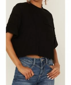 Cleo + Wolf Women's Boxy Cropped Seamed Tee  Black -Cleo & Wolf Shop 2000359341 001 P3
