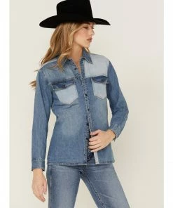 Cleo + Wolf Women's Oversized Denim Shirt Medium Wash 9 Cleo + Wolf Women's Oversized Denim Shirt Medium Wash -Cleo & Wolf Shop 2000359358 414 P1 1