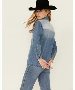 Cleo + Wolf Women's Oversized Denim Shirt Medium Wash 7 Cleo + Wolf Women's Oversized Denim Shirt Medium Wash -Cleo & Wolf Shop 2000359358 414 P3