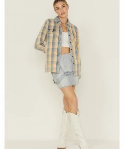 Cleo + Wolf Women's Light Wash Denim & Gold Plaid Shacket -Cleo & Wolf Shop 2000359363 412 P3