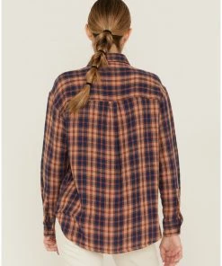 Cleo + Wolf Women's Breezy Springs Plaid Flannel Shirt Beige/khaki -Cleo & Wolf Shop 2000359364 250 P4