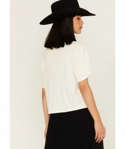 Cleo + Wolf Women's No Distractions Cropped Graphic Tee -Cleo & Wolf Shop 2000364833 103 P4