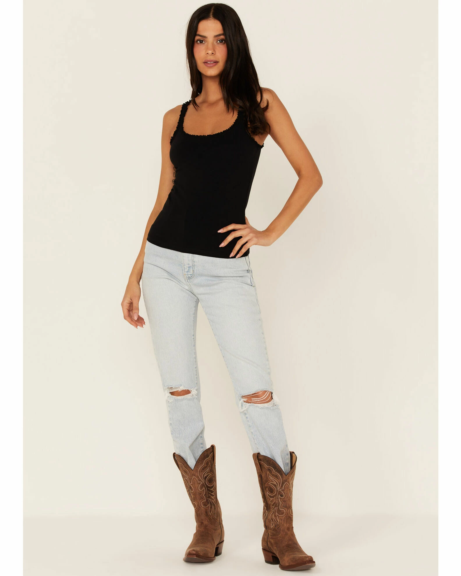 Cleo + Wolf Women's Ruffle Trim Tank Top 2 Cleo + Wolf Women's Ruffle Trim Tank Top - Image 2