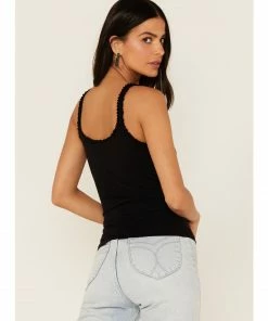 Cleo + Wolf Women's Ruffle Trim Tank Top 7 Cleo + Wolf Women's Ruffle Trim Tank Top -Cleo & Wolf Shop 2000364839 001 P4