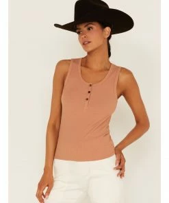 Cleo + Wolf Women's Ribbed Henley Tank Top Beige/khaki -Cleo & Wolf Shop 2000364841 250 P1 1