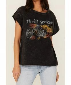 Cleo + Wolf Women's Thrill Seeker Moto Graphic Relaxed Tee 6 Cleo + Wolf Women's Thrill Seeker Moto Graphic Relaxed Tee -Cleo & Wolf Shop 2000364842 001 P3