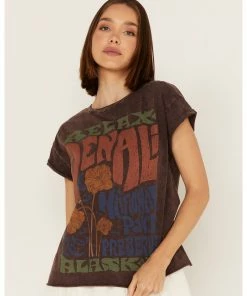 Cleo + Wolf Women's Denali Graphic Tee Dark Brown