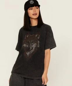 Cleo + Wolf Women's Oversized Wolf Graphic Tee Black