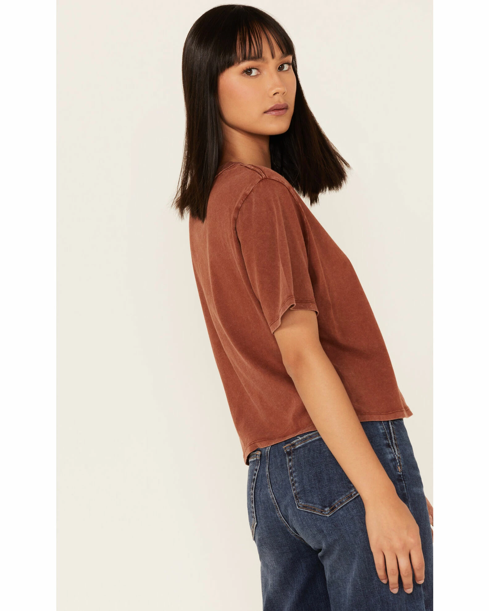 Cleo + Wolf Women's Vintage Legend Graphic Tee 4 Cleo + Wolf Women's Vintage Legend Graphic Tee - Image 4