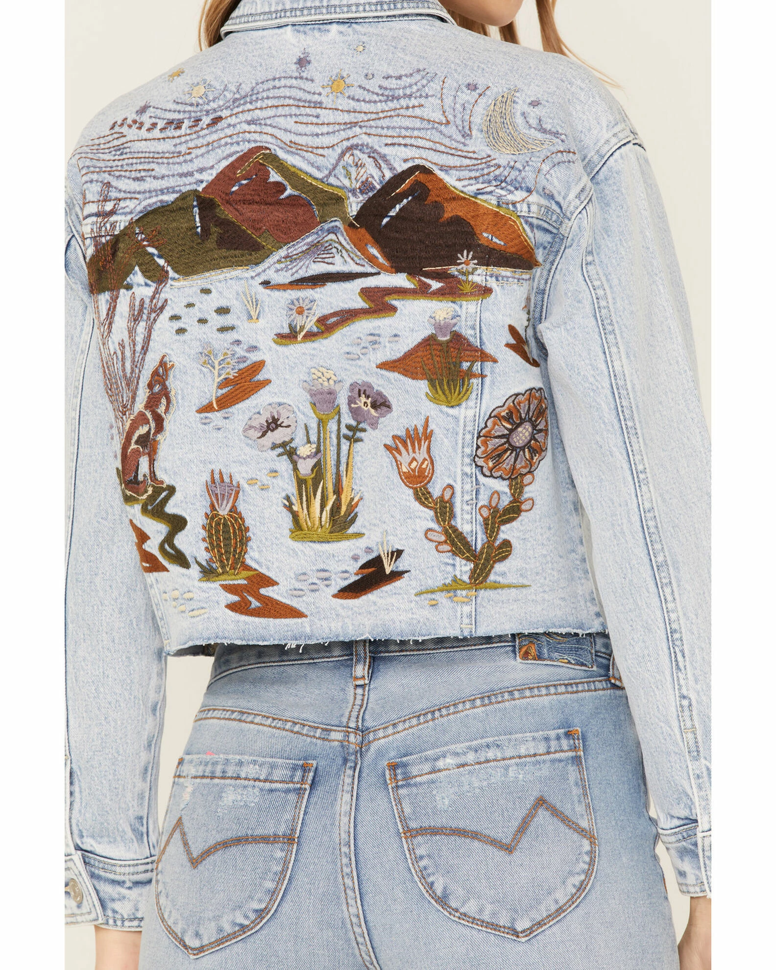 Cleo + Wolf Women's Light Wash Stretch Desert Scene Embroidered Cropped Denim Jacket 1 Cleo + Wolf Women's Light Wash Stretch Desert Scene Embroidered Cropped Denim Jacket