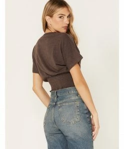 Cleo + Wolf Women's Wild At Heart Smocked Graphic Tee -Cleo & Wolf Shop 2000374814 240 P4