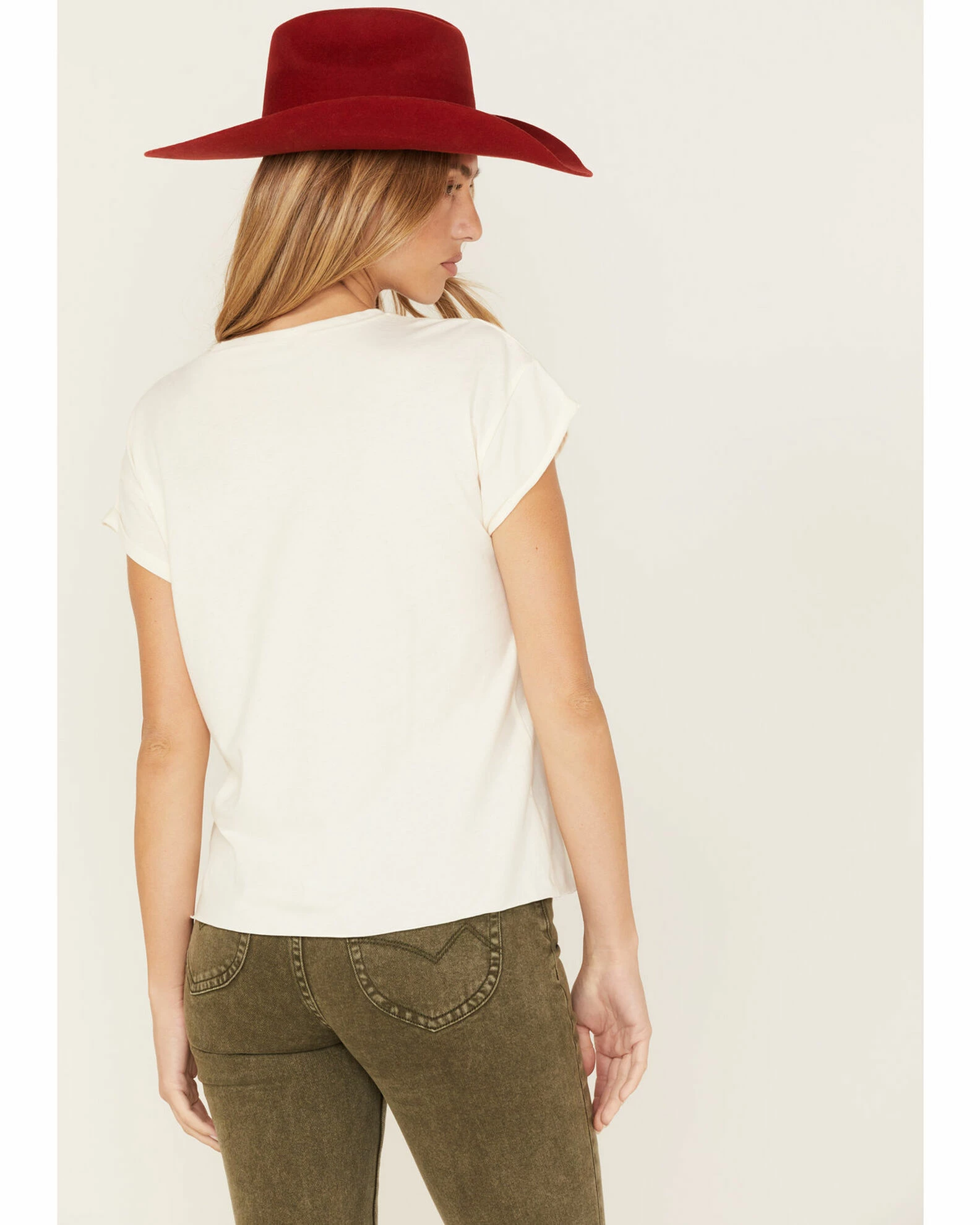 Cleo + Wolf Women's Born Free Graphic Tee 4 Cleo + Wolf Women's Born Free Graphic Tee - Image 4