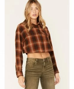 Cleo + Wolf Women's Plaid Print Cropped Shirt Brown